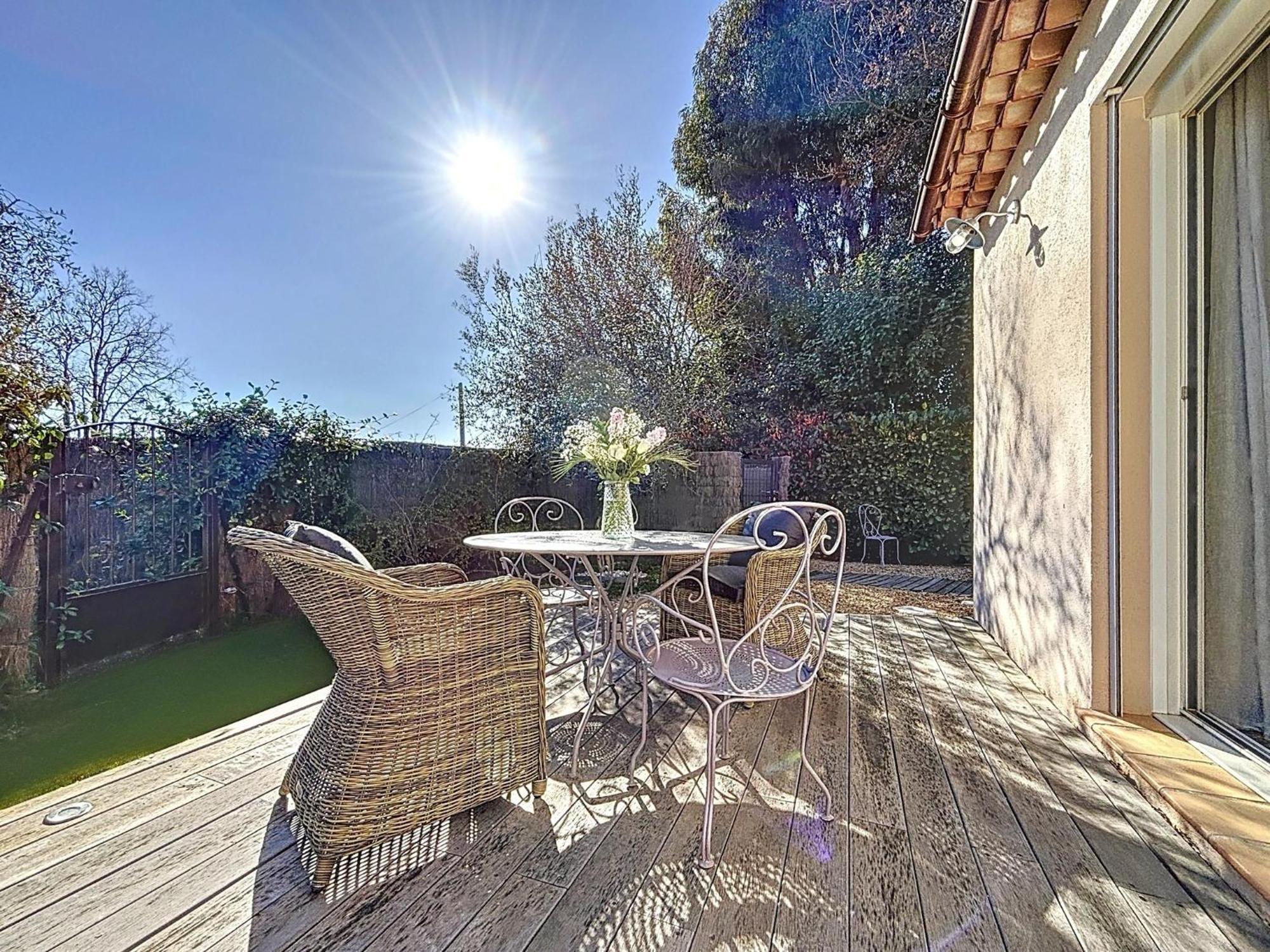 Villa charme et détente à Valbonne Exterior foto